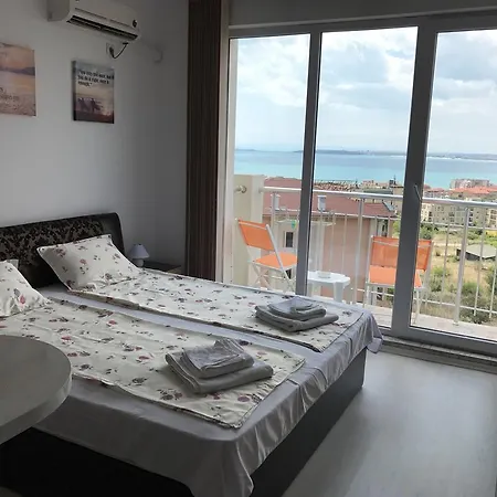 Teddy House Apartment *